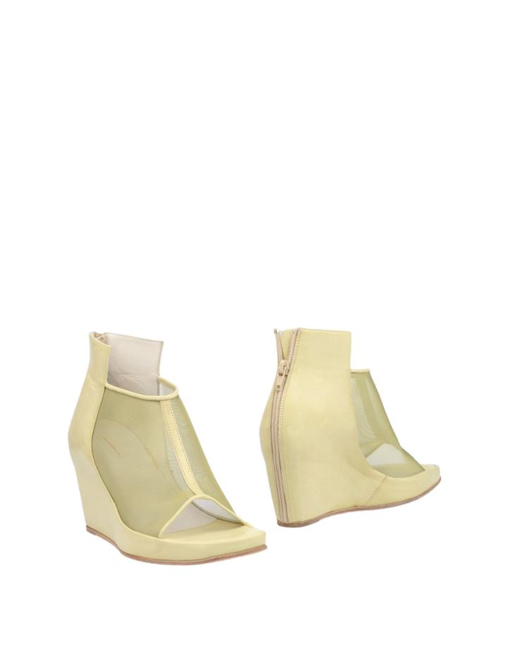Annette G Rtz Booties