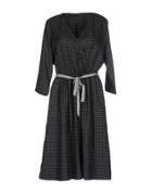 La Kicca Knee-length Dresses