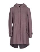 Alan Red Coats