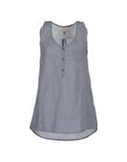 Levi's&reg; Made & Crafted&trade; Tops
