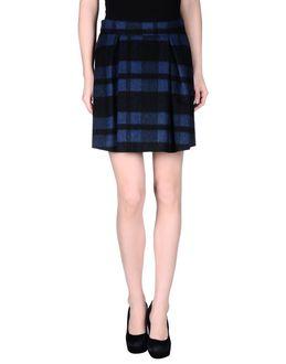 Boutique De La Femme Mini Skirts