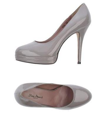 Nina Meucci Pumps
