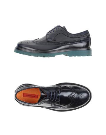 Ambitious Lace-up Shoes