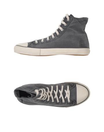 Scout Sneakers