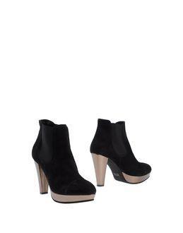 Signorine Italiane Ankle Boots