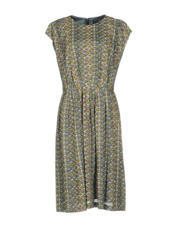 Min  Perhonen Knee-length Dresses