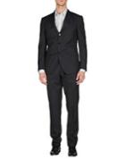 Le Marais Suits