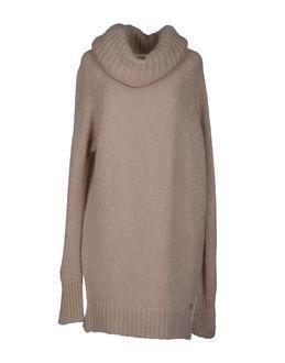 Magilla Short Dresses