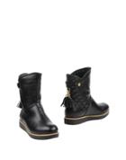 Max Clan Ankle Boots