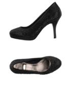 O6 The Gold Edition Pumps