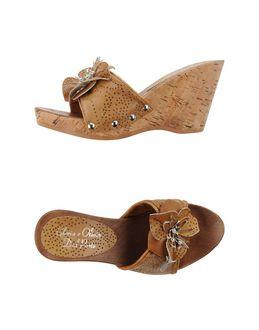 Gloria E Olivia Dal Porto Mules