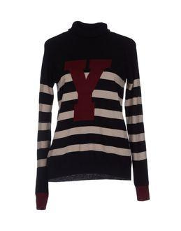 .tessa Turtlenecks