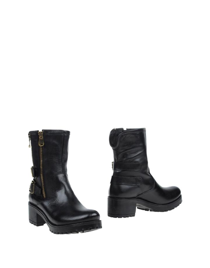 Cava Dell'isola Ankle Boots