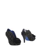Poetic Licence Booties