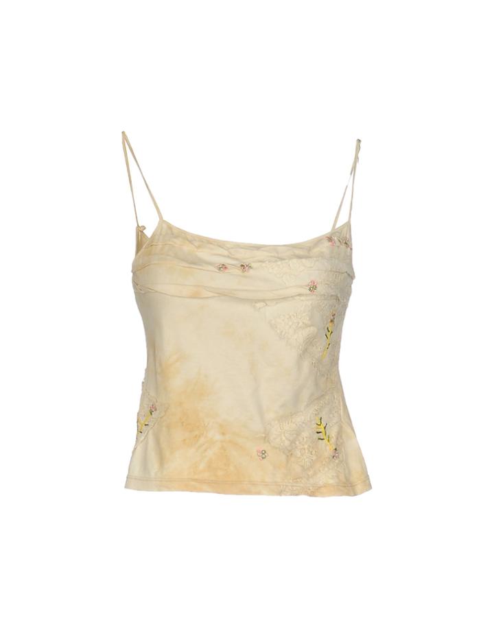 Voyage Amour Tank Tops