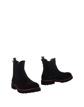 Doubles 4 You&reg; Ankle Boots