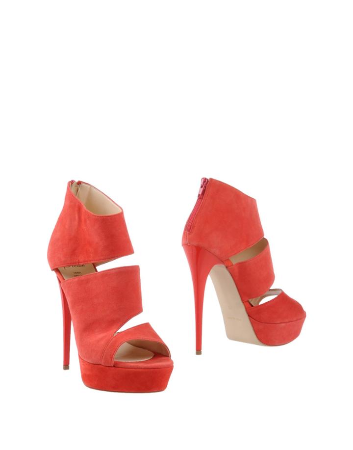 Le Stelle Booties