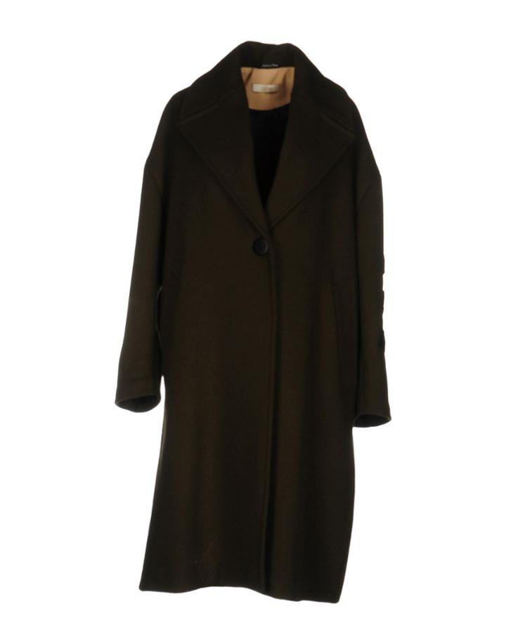 Ssheena Coats