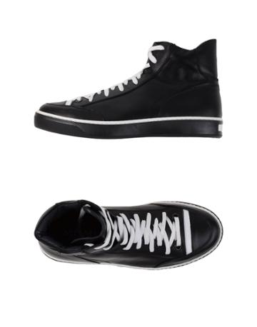 Mnml Couture Sneakers