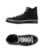 Mnml Couture Sneakers