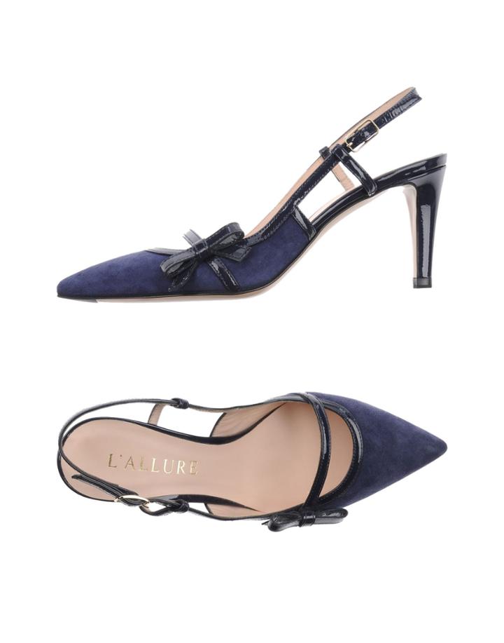 L' Allure Pumps