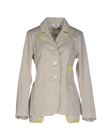 Jo British By Giovanna Guglielmi Blazers