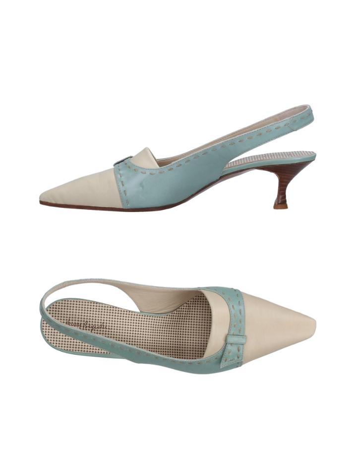 Henry Beguelin Pumps
