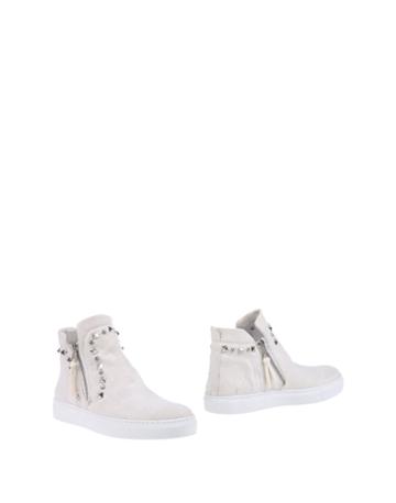 Om Ankle Boots