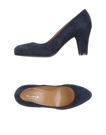 Silvie Pumps