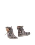 El Vaquero Ankle Boots