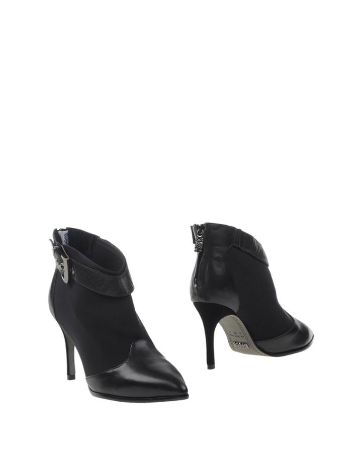 Russel Matos Booties