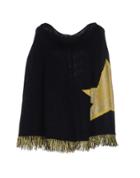 Pois Capes & Ponchos