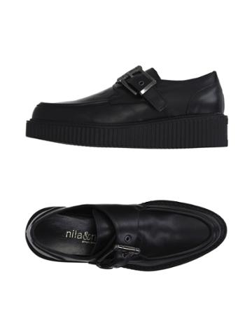 Nila & Nila Loafers