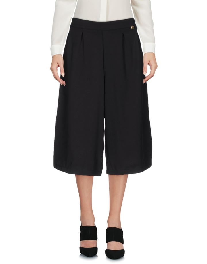 Trash & Luxury 3/4-length Shorts