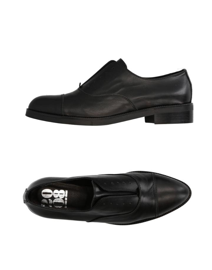 2008 Loafers