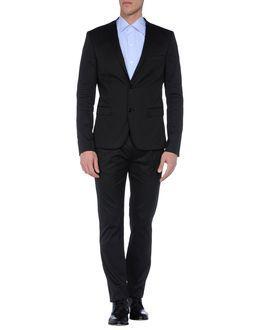 Hamaki-ho Suits
