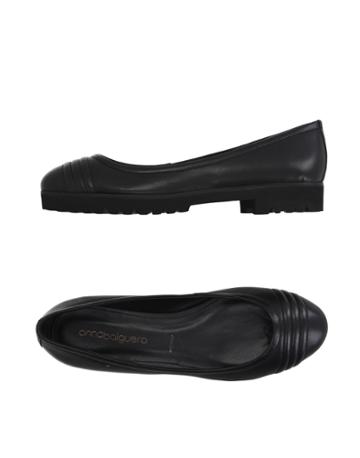 Anna Baiguera Pumps