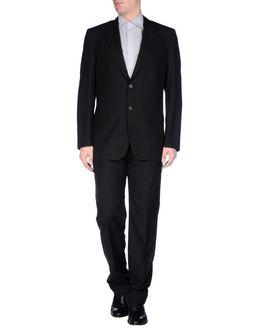 Mabro Suits