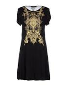 Gizia Short Dresses