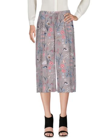 Emma Cook 3/4-length Shorts