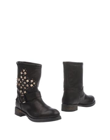 Civico 38 Ankle Boots