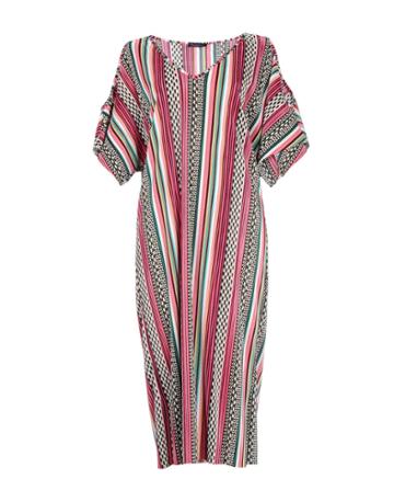 Lungidam  3/4 Length Dresses