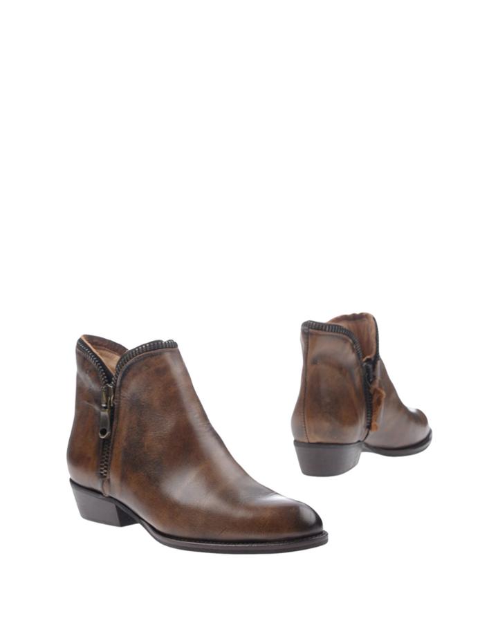 G Basic Ankle Boots