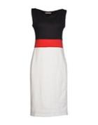 Maiocci Knee-length Dresses
