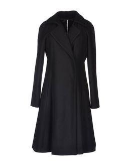 Laviniaturra Coats