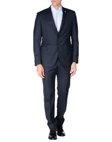No Name Suits