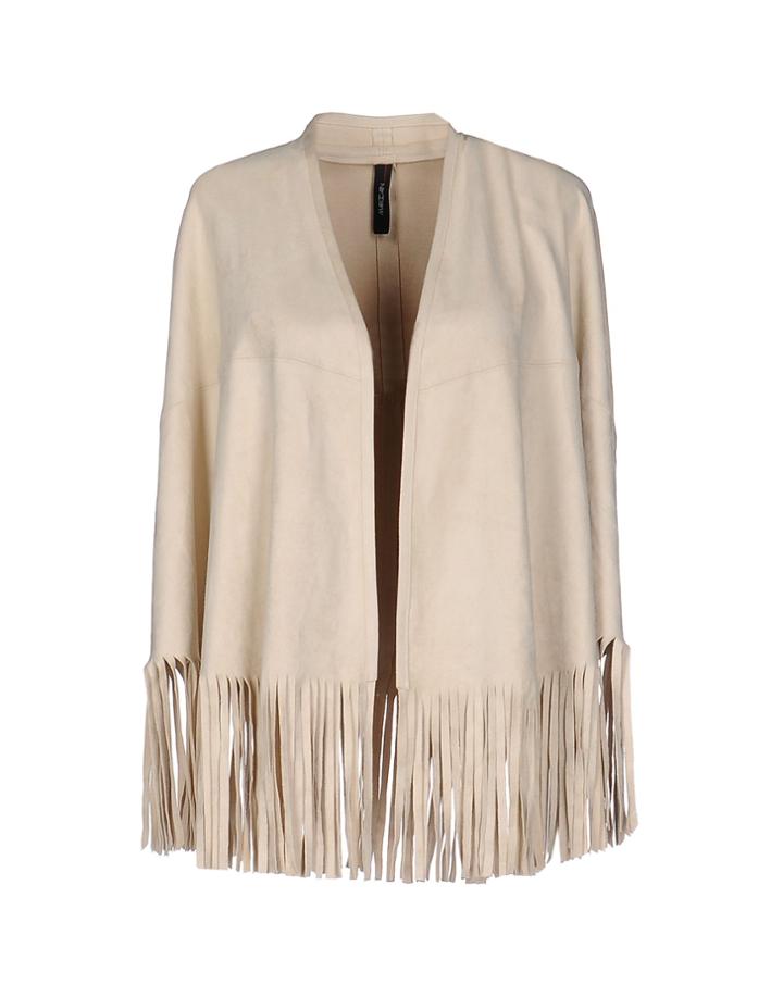 Marc Cain Capes