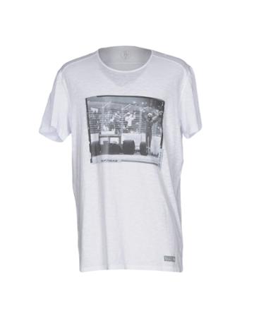 8js T-shirts
