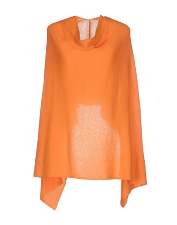 Lana D'oro Capes