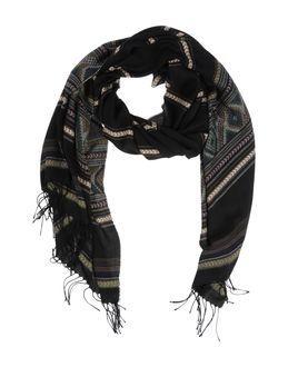 Dondup Stoles